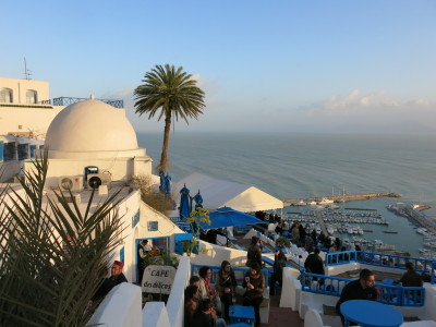 Backpacking in Tunisia: Touring The Blue and White Charm of Sidi Bou Said