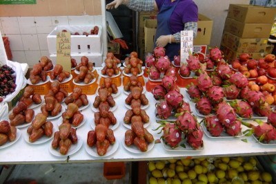 Local fruit in Yau Tong