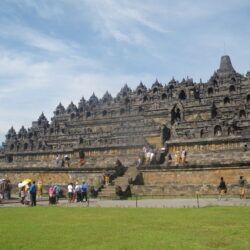 Backpacking in Indonesia: Touring Borobudur, The Biggest Buddha Temple In The World