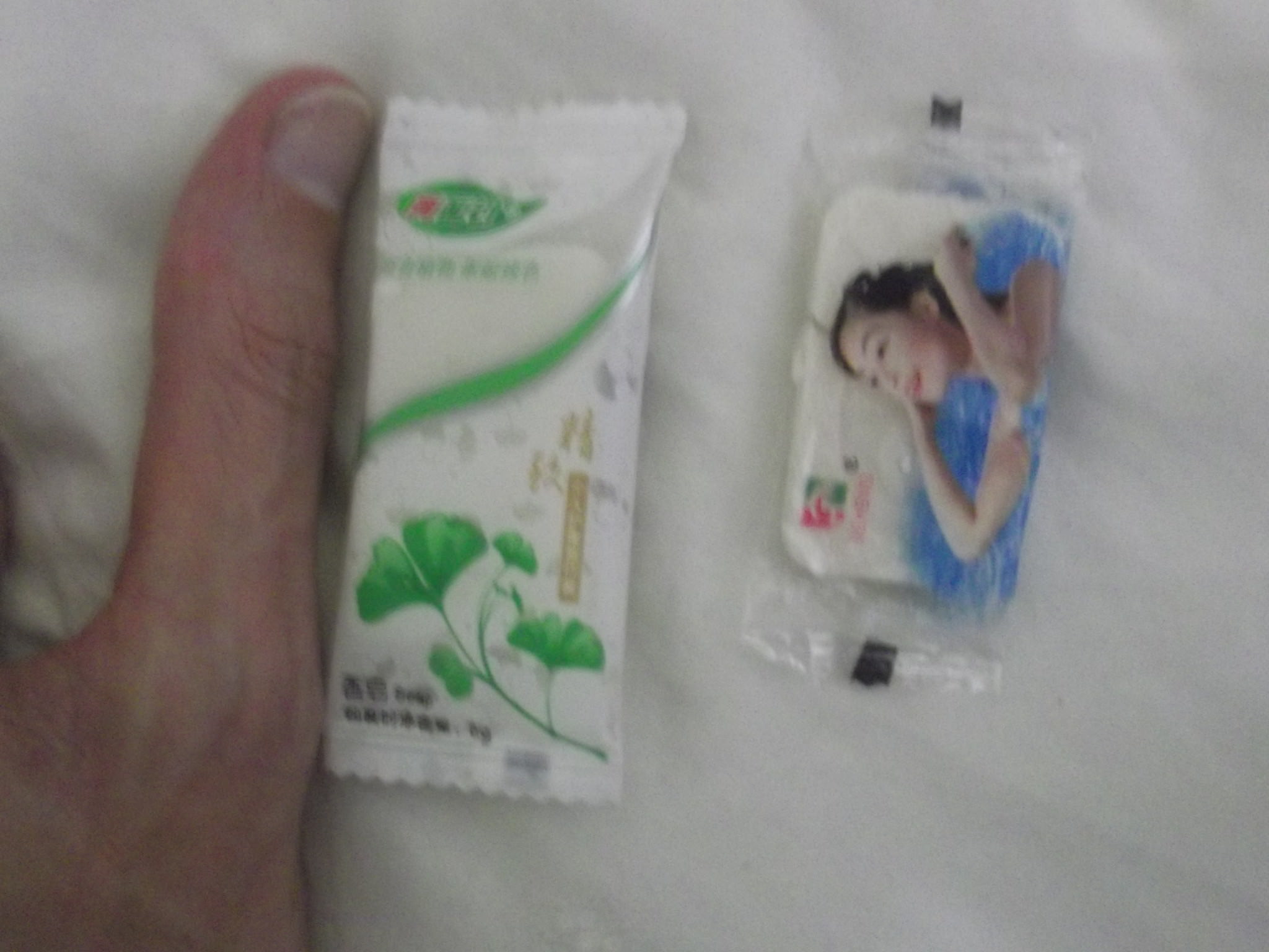 a bar of soap is better than shower gel for travelling