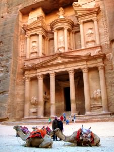 World Travellers on Don't Stop Living - John and Andrea in Petra, Jordan