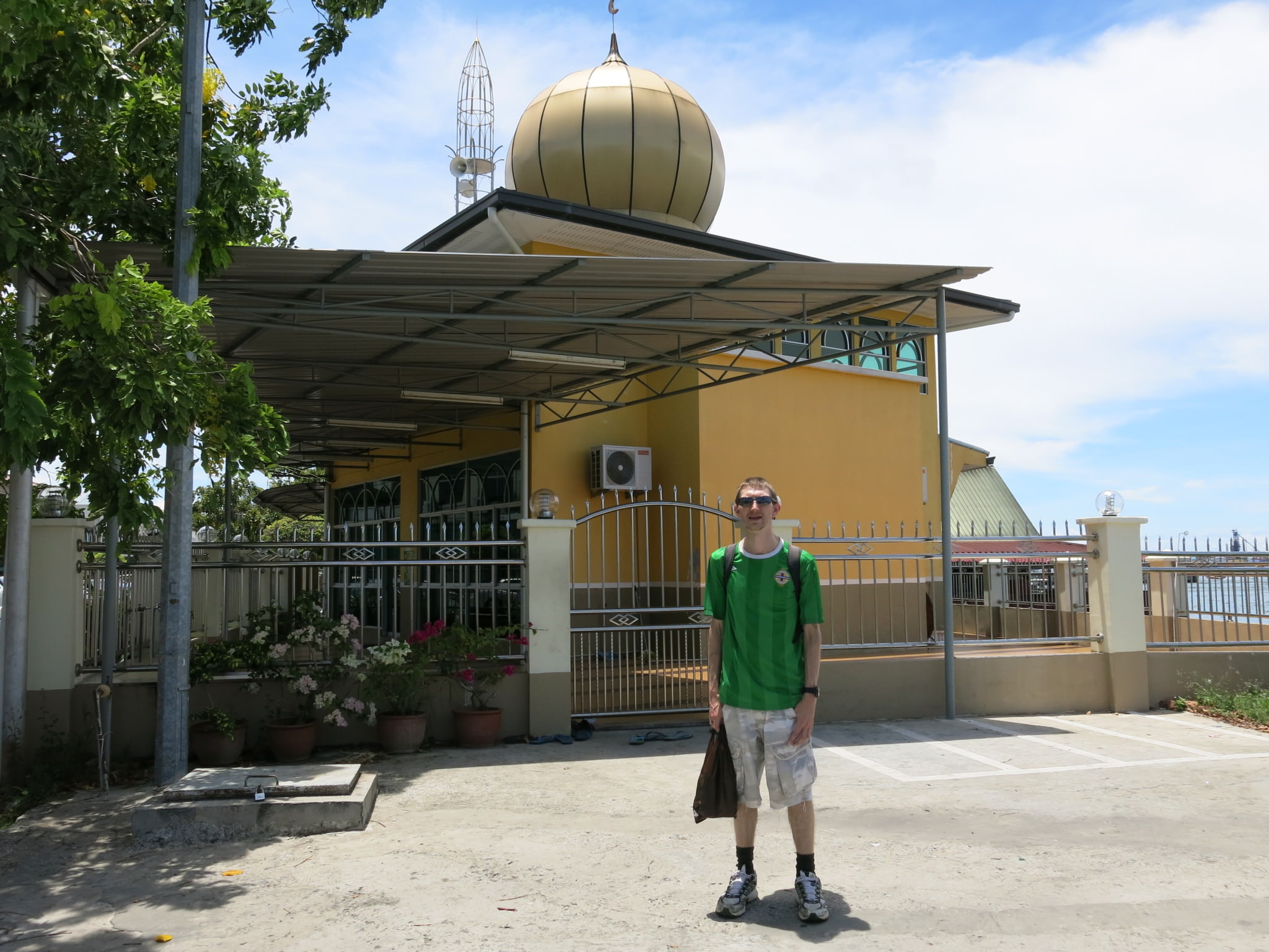 Labuan Mosque Malaysia Borneo a lifestyle of travel