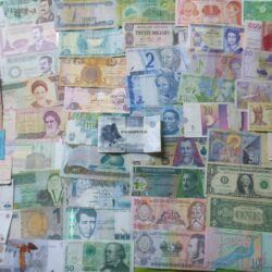 Travel Collectables: Banknotes