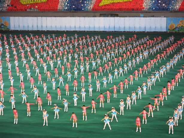 pyongyang mass games