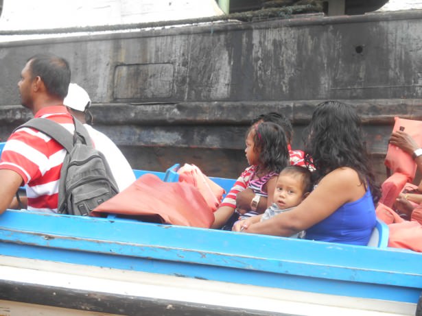 Leaving Parika harbour.
