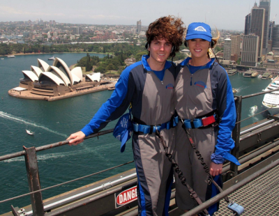 World Travellers: Stephen and Jess from Flying the Nest on Sydney Harbour Bridge