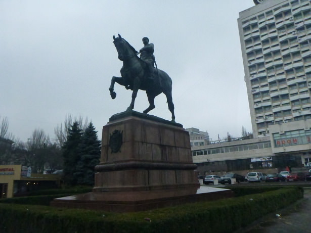 GI Kotovski statue.