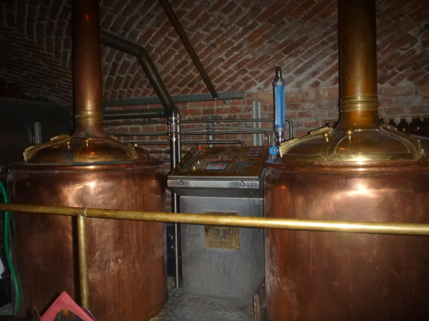 Brewing equipment at Avilys.