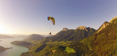 World Travellers: Aileen Adalid paragliding in Annecy, France