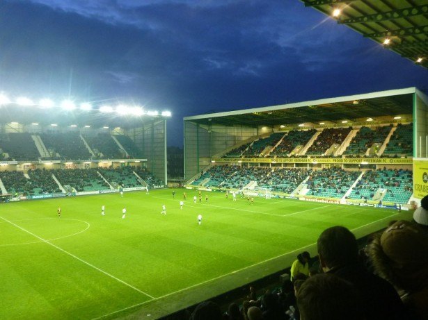 Dusk at Easter Road, Hibernian and a 2-0 home win