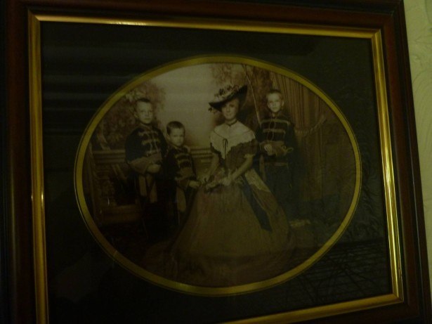 An old school photo featuring the Adammic Royal family and the Prime Minister Jayne