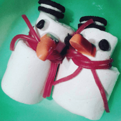 2 snowmen by Kilmaine P7 children 2015