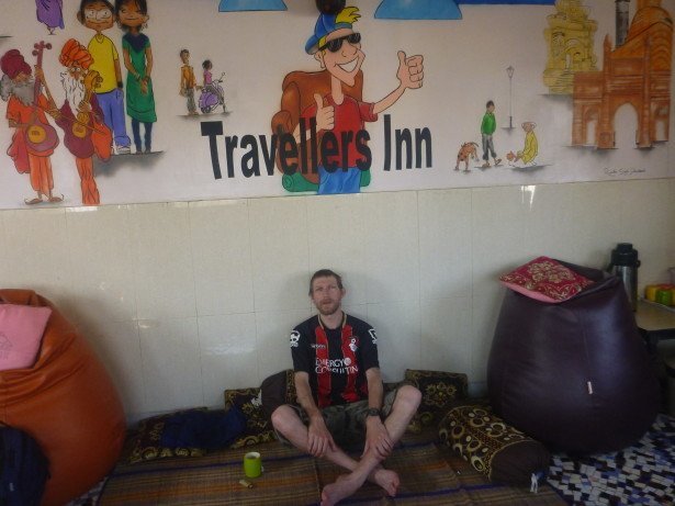 Backpacking in India: Staying at the Travellers Inn, Mumbai