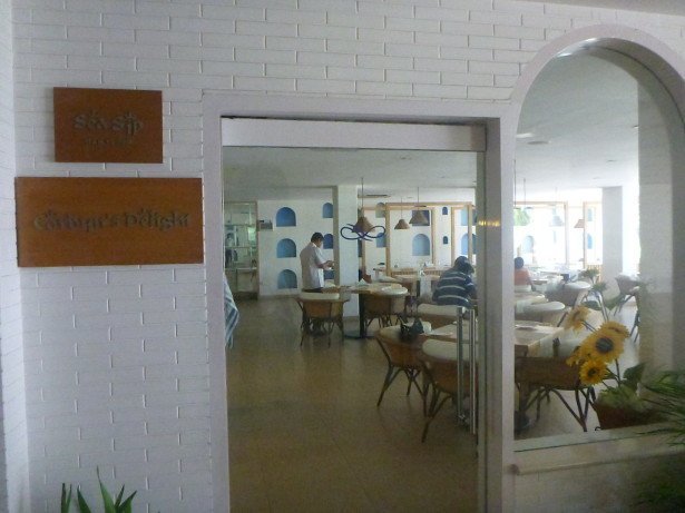 P1630996