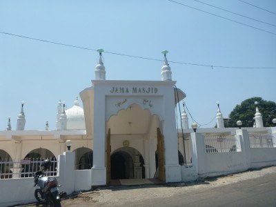 Jamil Masjid is the city centre’s most obvious Mosque