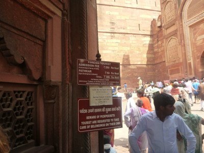 Entrance to Agra fort