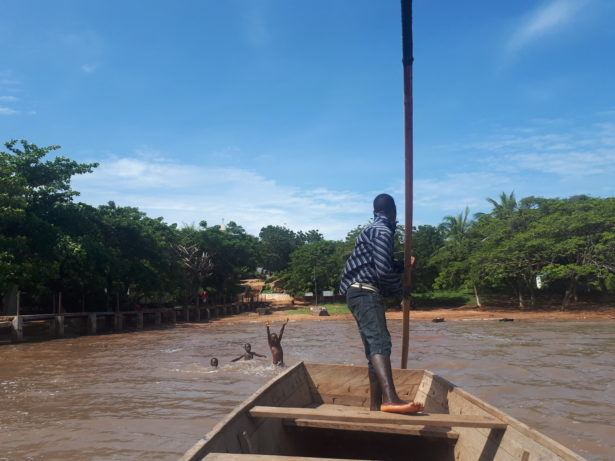 Crossing Lake Togo from (Unknown southern town) to Togoville