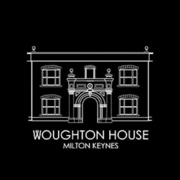 Backpacking In England: My Night At The Woughton House Hotel, Milton Keynes