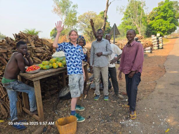 Bangaladéké village and meeting the locals nest to the plant extract for making Cassava Bread