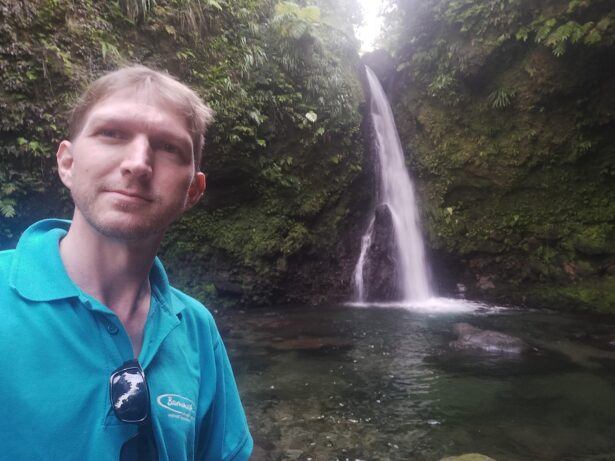 Backpacking In Dominica🇩🇲: Visiting Jacko Falls